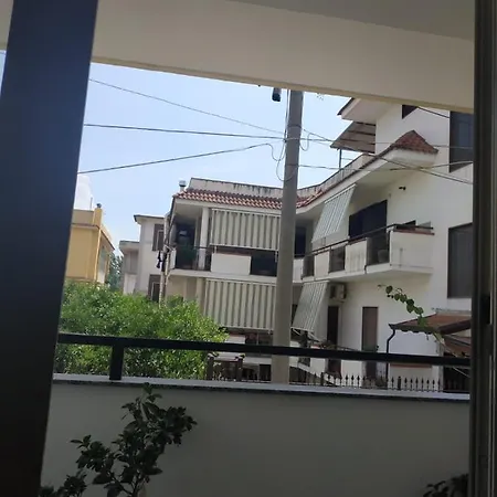 לינה וארוחת בוקר To & Gi 3*